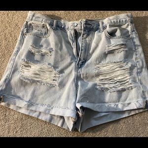 American eagle “mom” shorts size 10. Never worn.